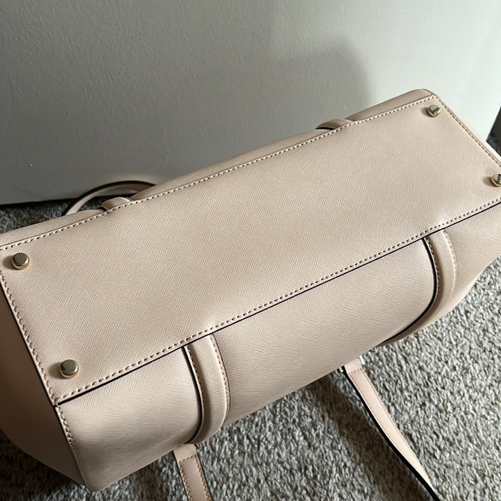 Kate Spade Handbag - Picture 4 of 6